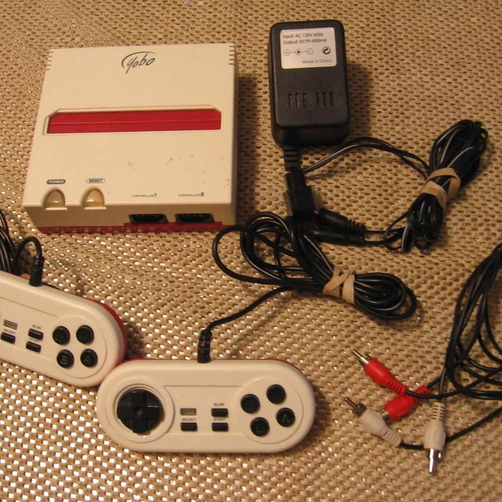 Yobo Gameware FC Launch Edition 8T-8008 White & Red Console
